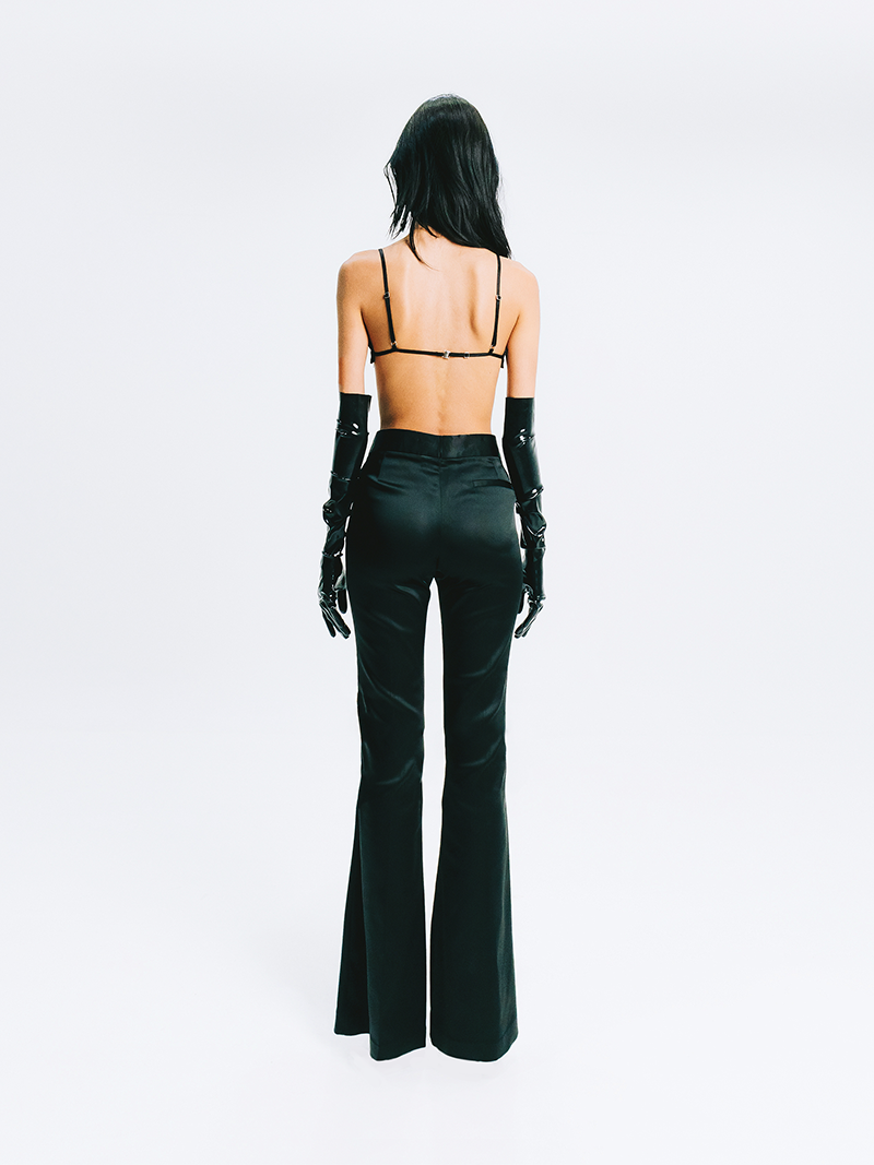 HOLE PANTS